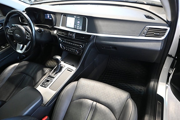 Kia Optima 10 of 24