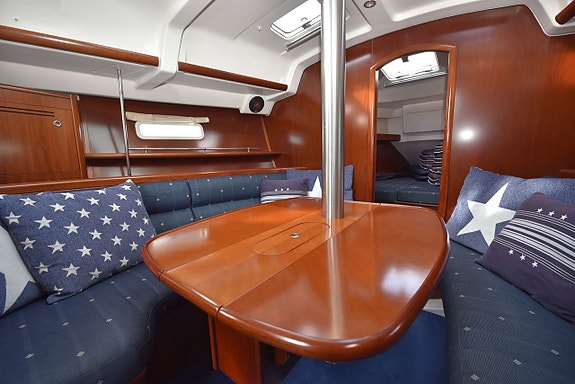 Beneteau Oceanis Clipper 343 20 of 23