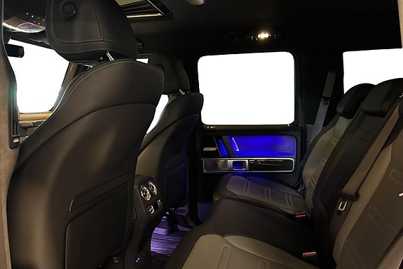 Mercedes-Benz G580 15 of 25
