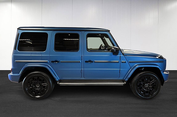 Mercedes-Benz G580 8 of 25