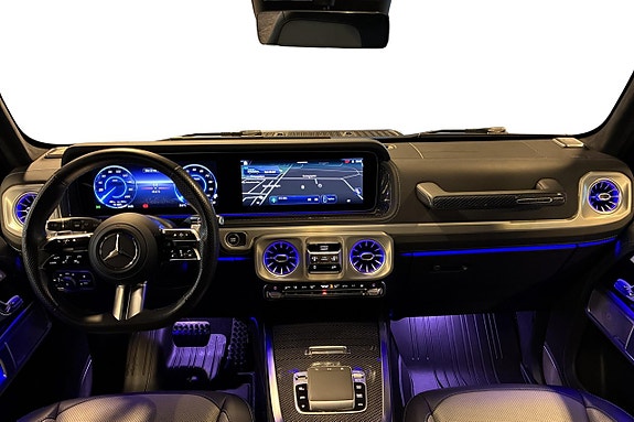 Mercedes-Benz G580 10 of 25