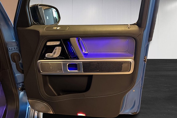 Mercedes-Benz G580 16 of 25