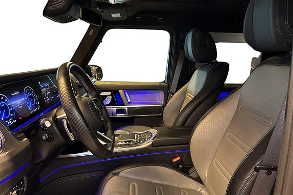 Mercedes-Benz G580 14 of 25