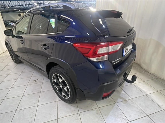 Subaru XV 4 of 5