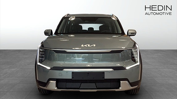 Kia EV9 2 of 5