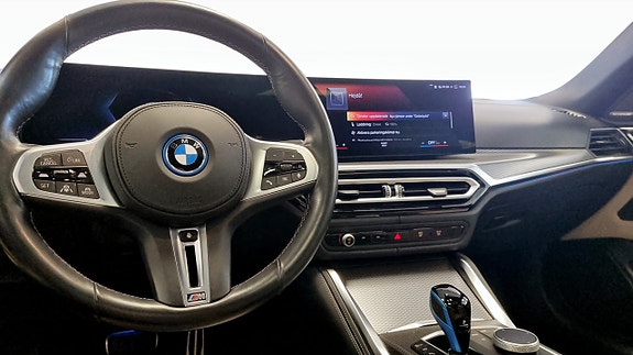 BMW i4 4 of 5