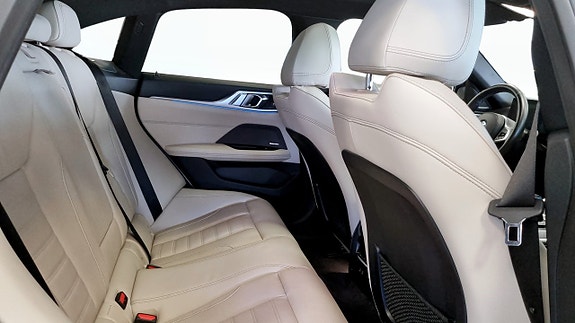 BMW i4 5 of 5