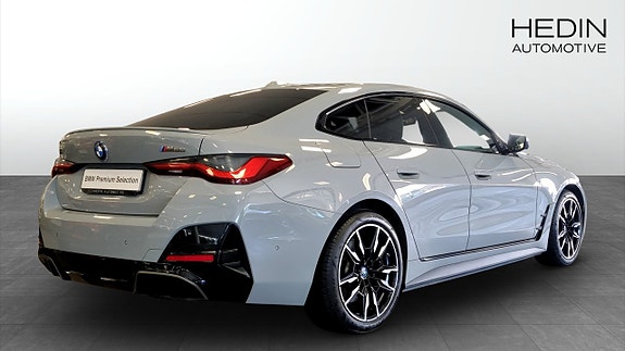 BMW i4 2 of 5