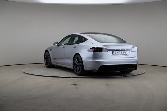 Tesla Model S 2 of 5