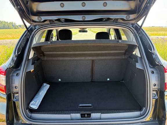 Renault Captur 4 of 5