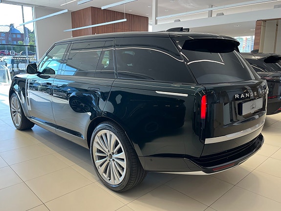 Land Rover Range Rover 3 of 5