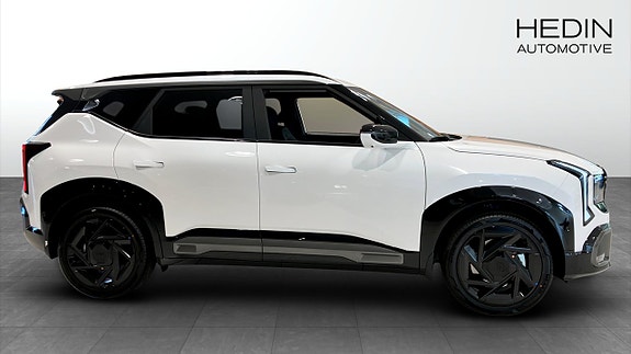 Kia Seltos 4 of 5