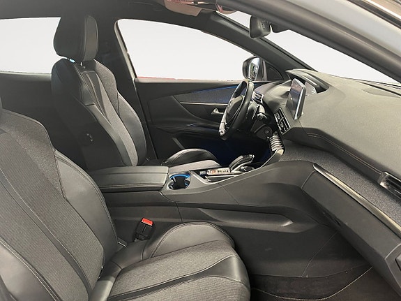 Peugeot 3008 15 of 21