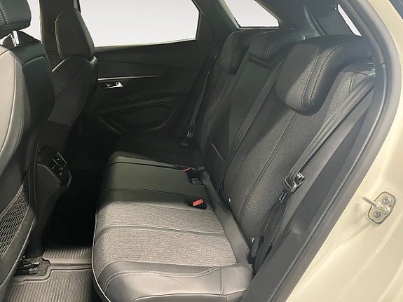 Peugeot 3008 14 of 21