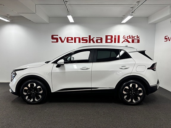 Kia Sportage 2 of 5
