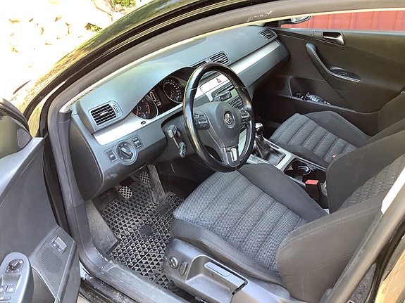 Volkswagen Passat 4 of 5