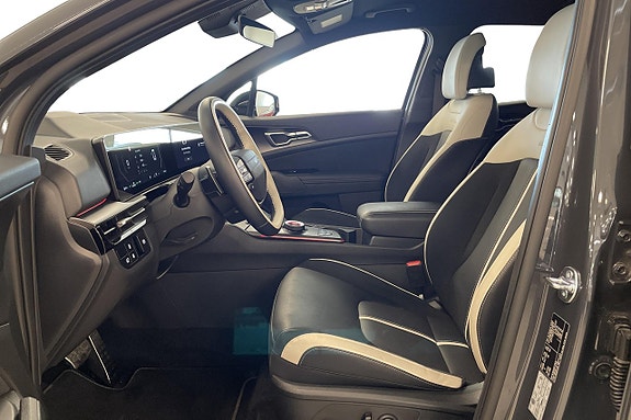 Kia Sportage 10 of 23