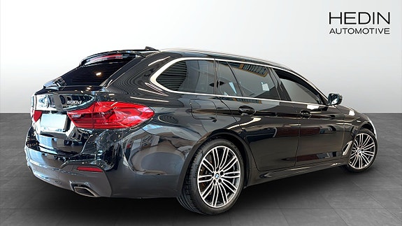 BMW 530d 2 of 5