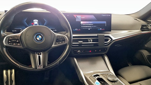 BMW i4 4 of 5