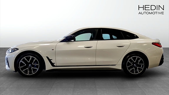 BMW i4 6 of 12