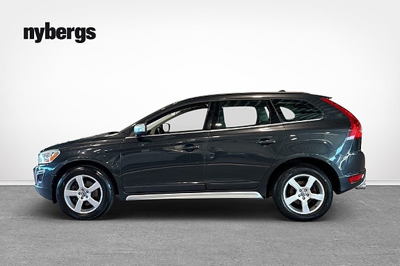 Volvo XC60 2 of 5