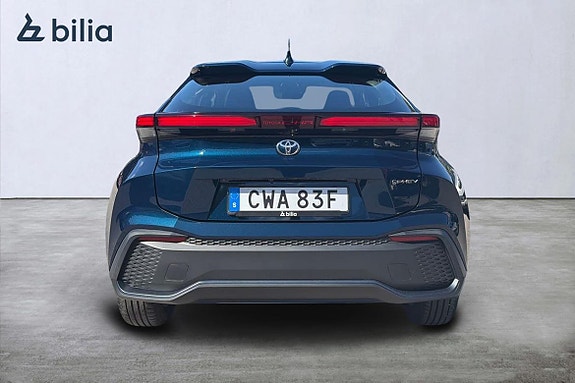 Toyota C-HR 5 of 21