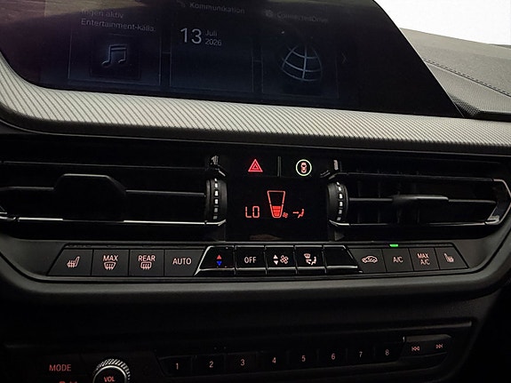 BMW 118i 22 of 30