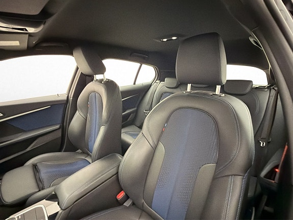 BMW 118i 10 of 30