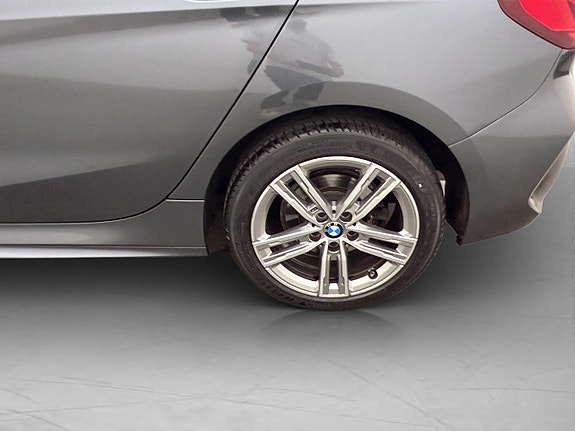 BMW 118i 30 of 30