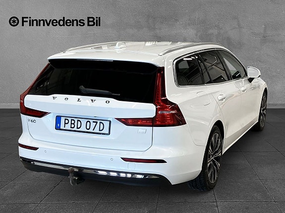 Volvo V60 4 of 5