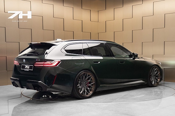 BMW M5 5 of 5