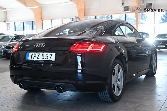 Audi TT 4 of 5