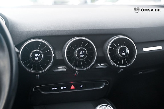 Audi TT 13 of 17