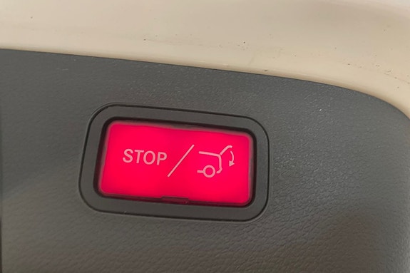 Mercedes-Benz GLA180 d 22 of 23