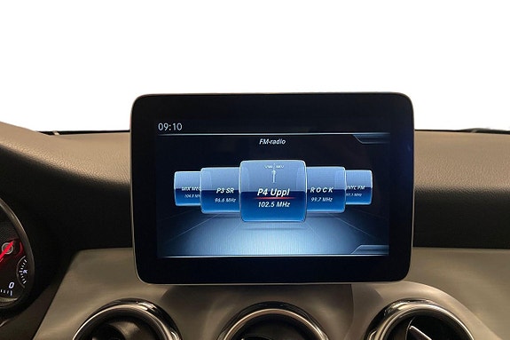 Mercedes-Benz GLA180 d 16 of 23