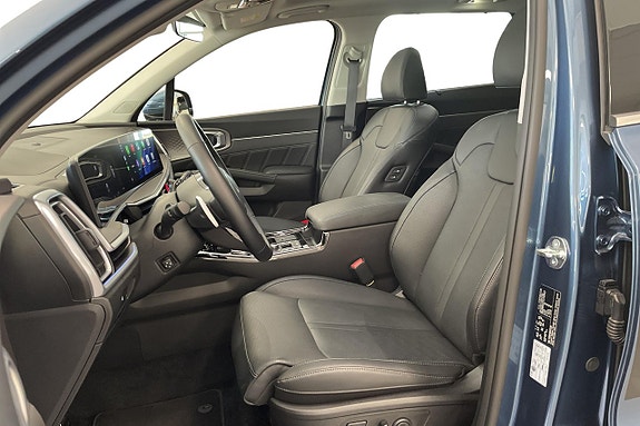 Kia Sorento 9 of 25