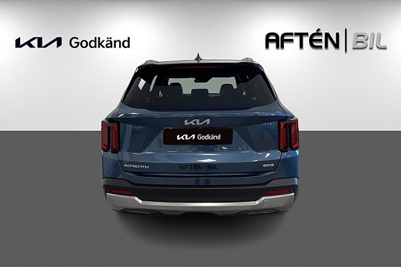 Kia Sorento 6 of 25