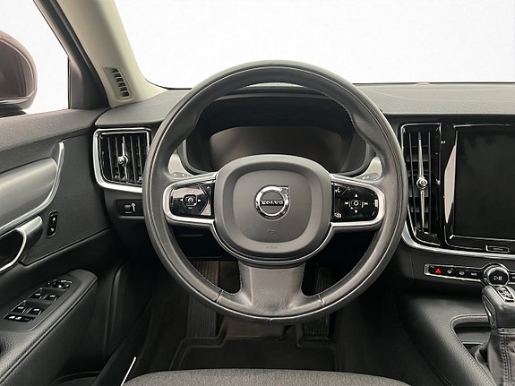Volvo S90 11 of 30