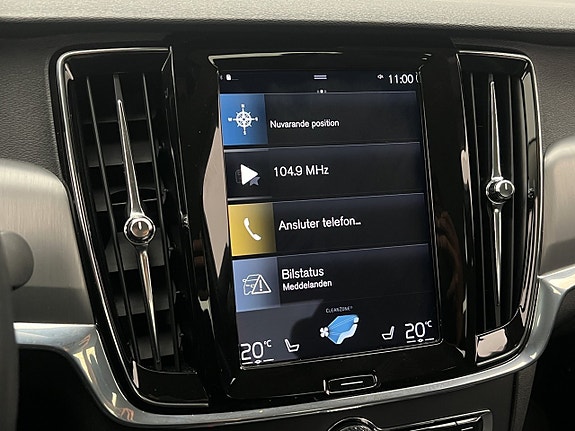 Volvo S90 28 of 30