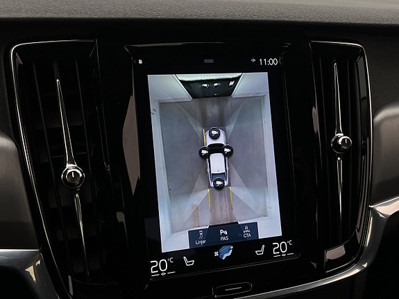 Volvo S90 14 of 30