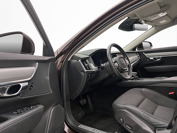 Volvo S90 8 of 30