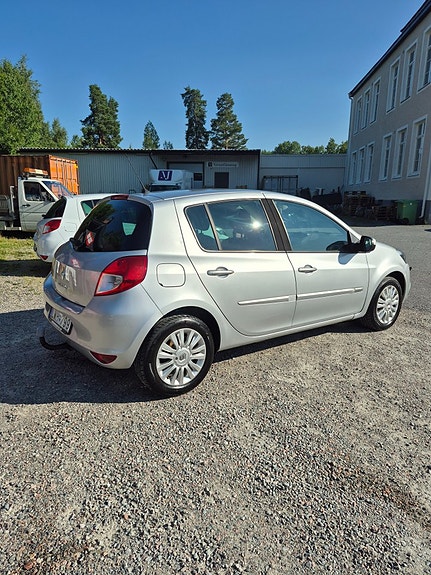 Renault Clio 3 of 7