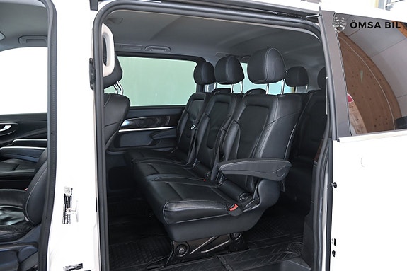 Mercedes-Benz V250 9 of 22