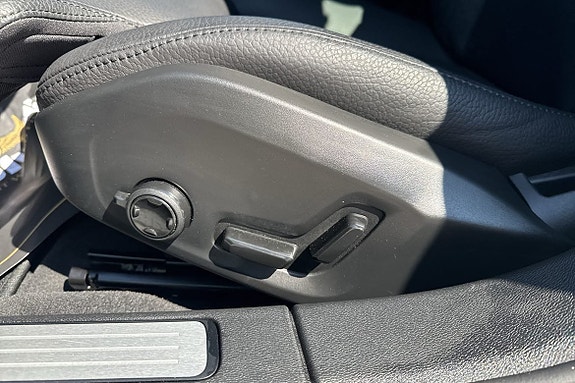 Volvo V60 14 of 16