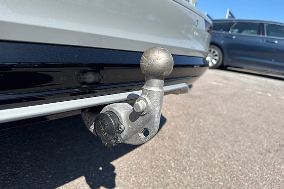 Volvo V60 12 of 16