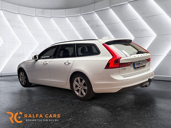 Volvo V90 4 of 17