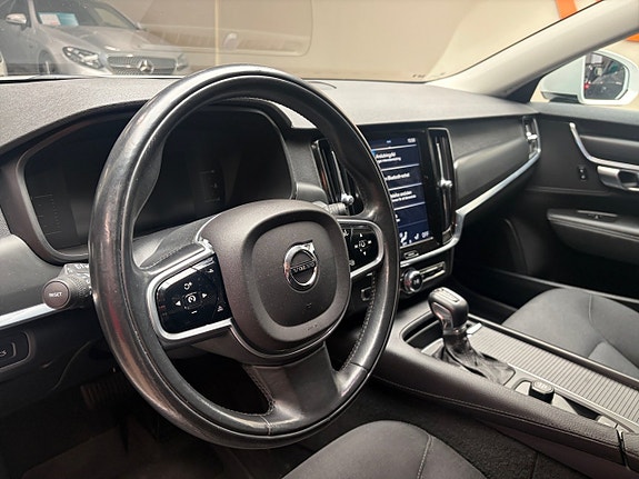 Volvo V90 12 of 17