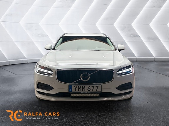 Volvo V90 8 of 17