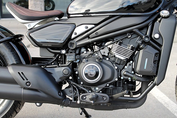 CFMOTO 450 CL-C BOBBER 10 of 13