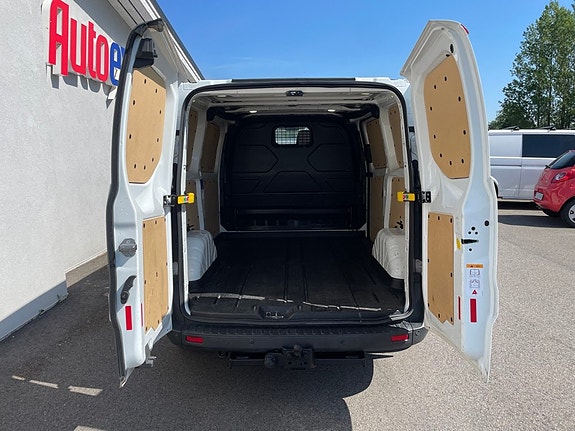 Ford Transit Custom 10 of 16